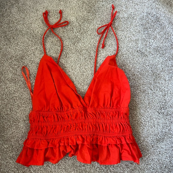 sim & sam Tops - Red Open Back Cropped Tank Top